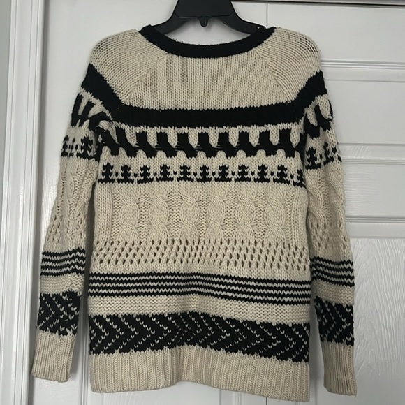 American Eagle Outfitters Black and Cream Knit Sweater - Picture 7 of 7